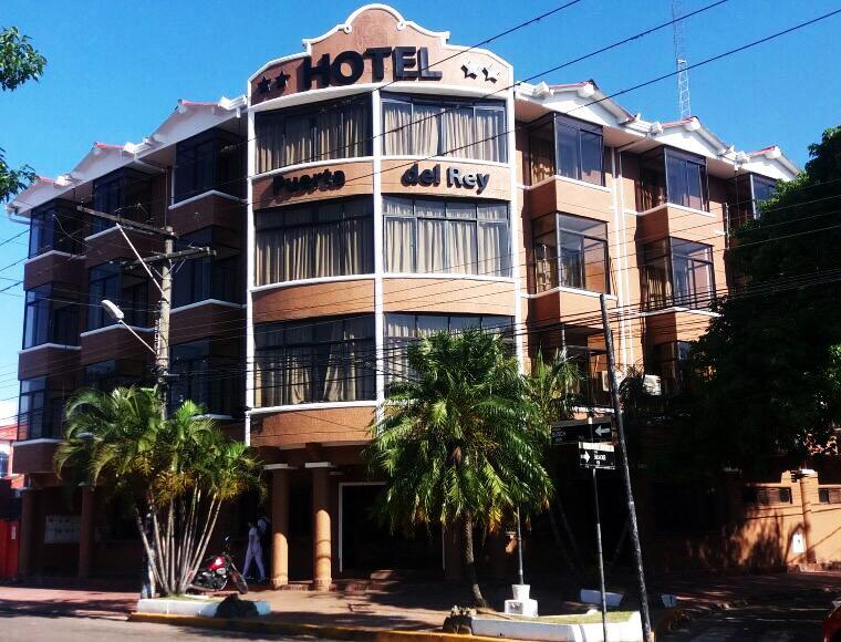 Hotel Puerta Del Rey Santa Cruz de La Sierra Exterior photo